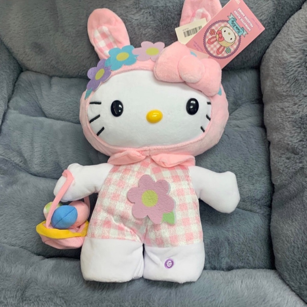 Hello kitty greeter